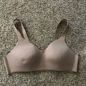 Lululemon support bra